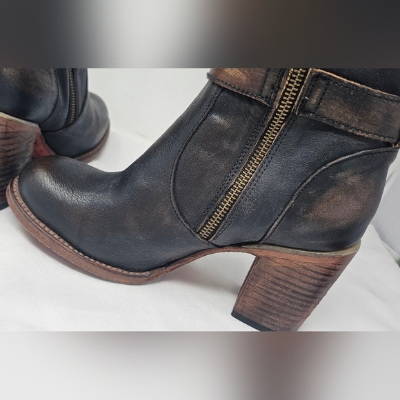 Freebird Women's Holland Distressed Brown Western Round Toe Tall Boots Size 8 - Picture 10 of 16